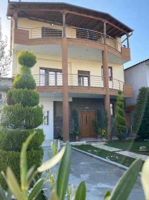 Villa Uklala Kamez Dış mekan fotoğraf
